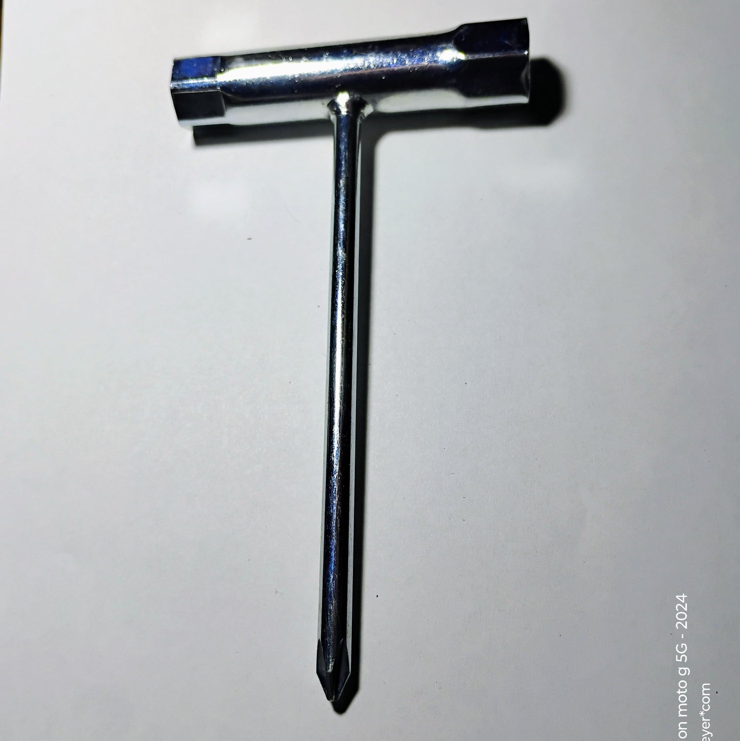 T-Handle Wrench