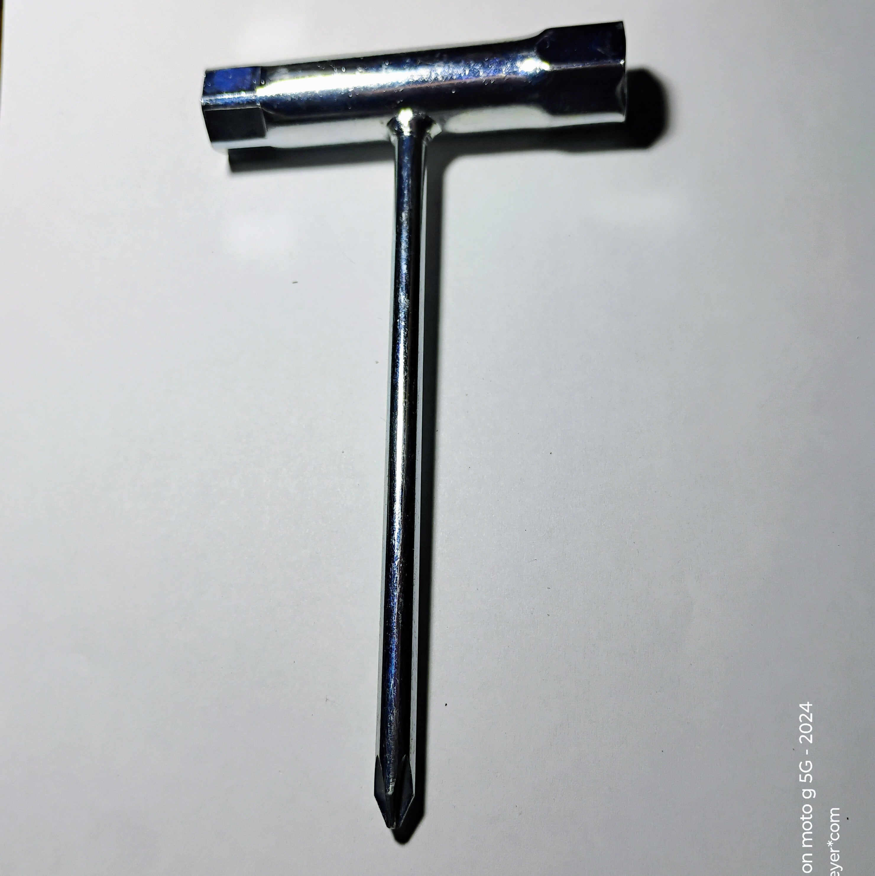 T-Handle Wrench