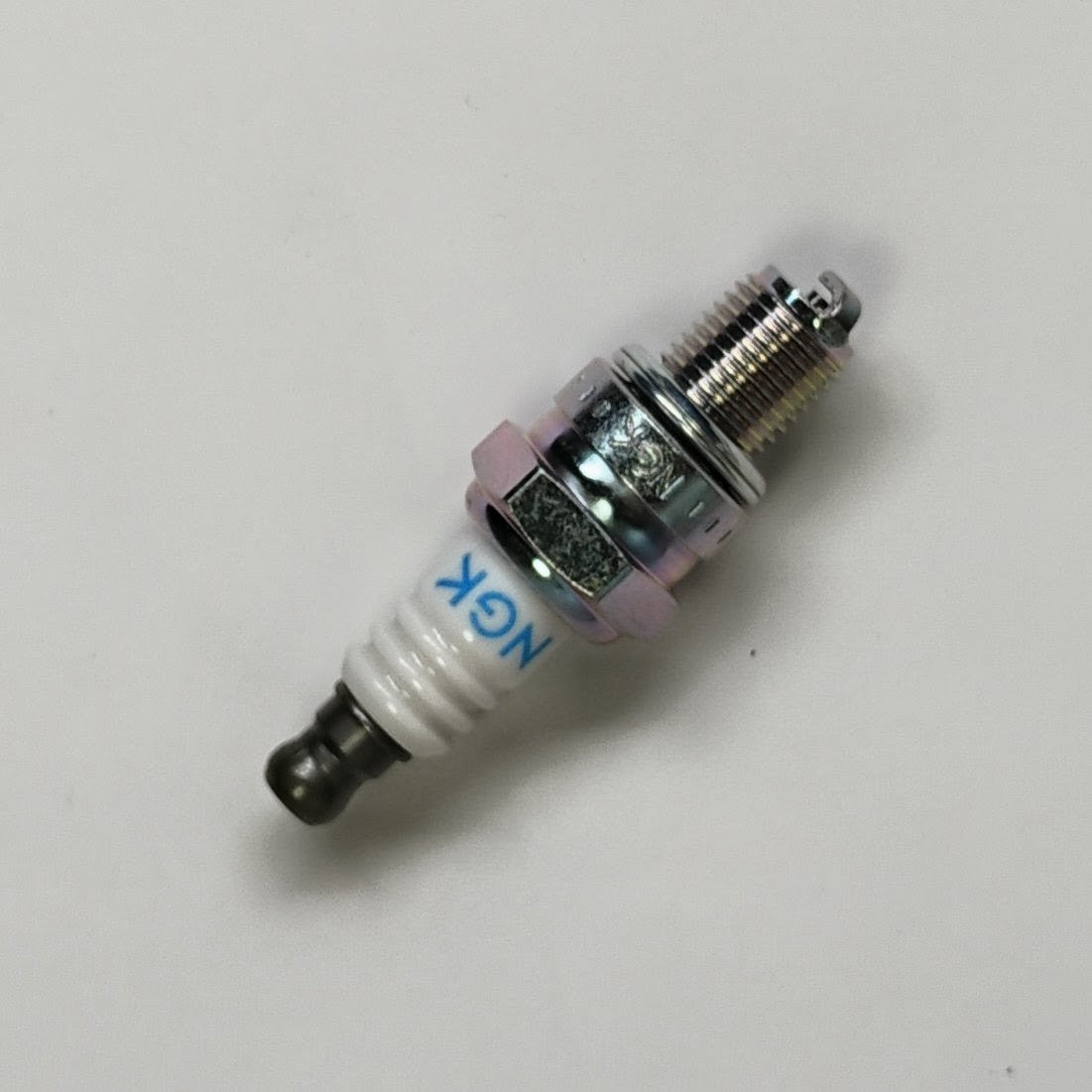 CMR7H NGK Spark Plug